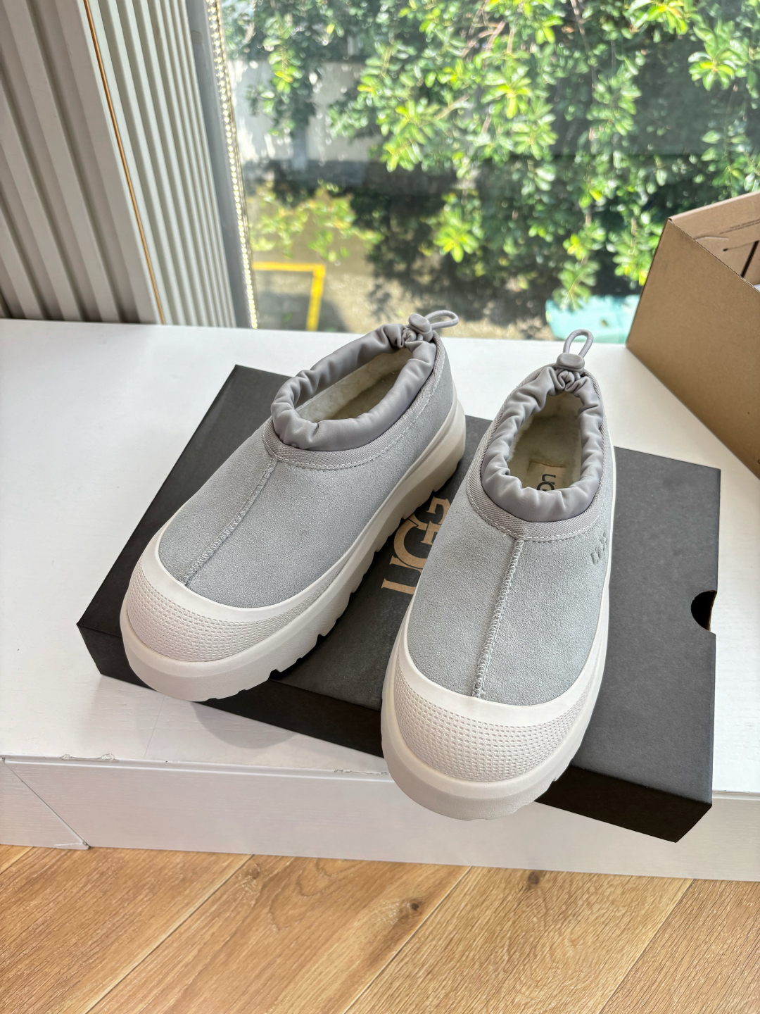 UGG Platform Suede Cozy Mule Grey