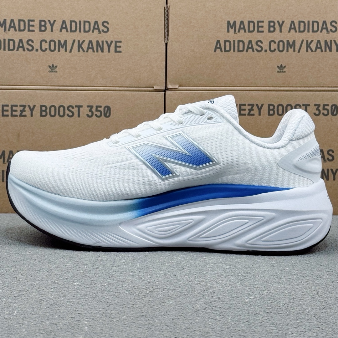 New Balance Fresh Foam Runner Shoes White/Blue