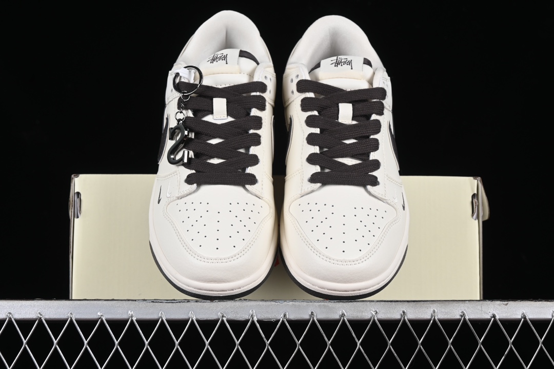 Nike SB Dunk Low x Stussy Anniversary White Black