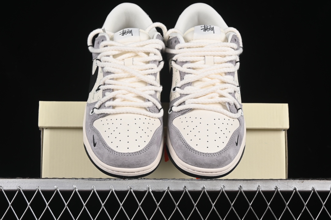 Nike SB Dunk Low Stussy Suede Skate Shoes Grey/Black