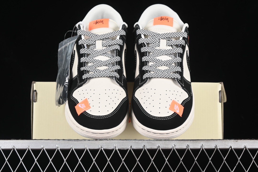 Nike SB Dunk Low Stussy Collab Sneakers Black/White/Orange