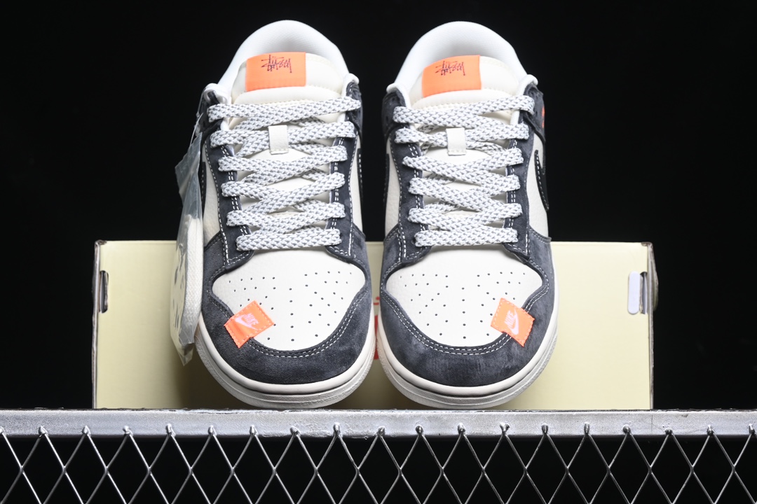 Nike SB Dunk Low x Stussy Suede Skate Shoes Gray