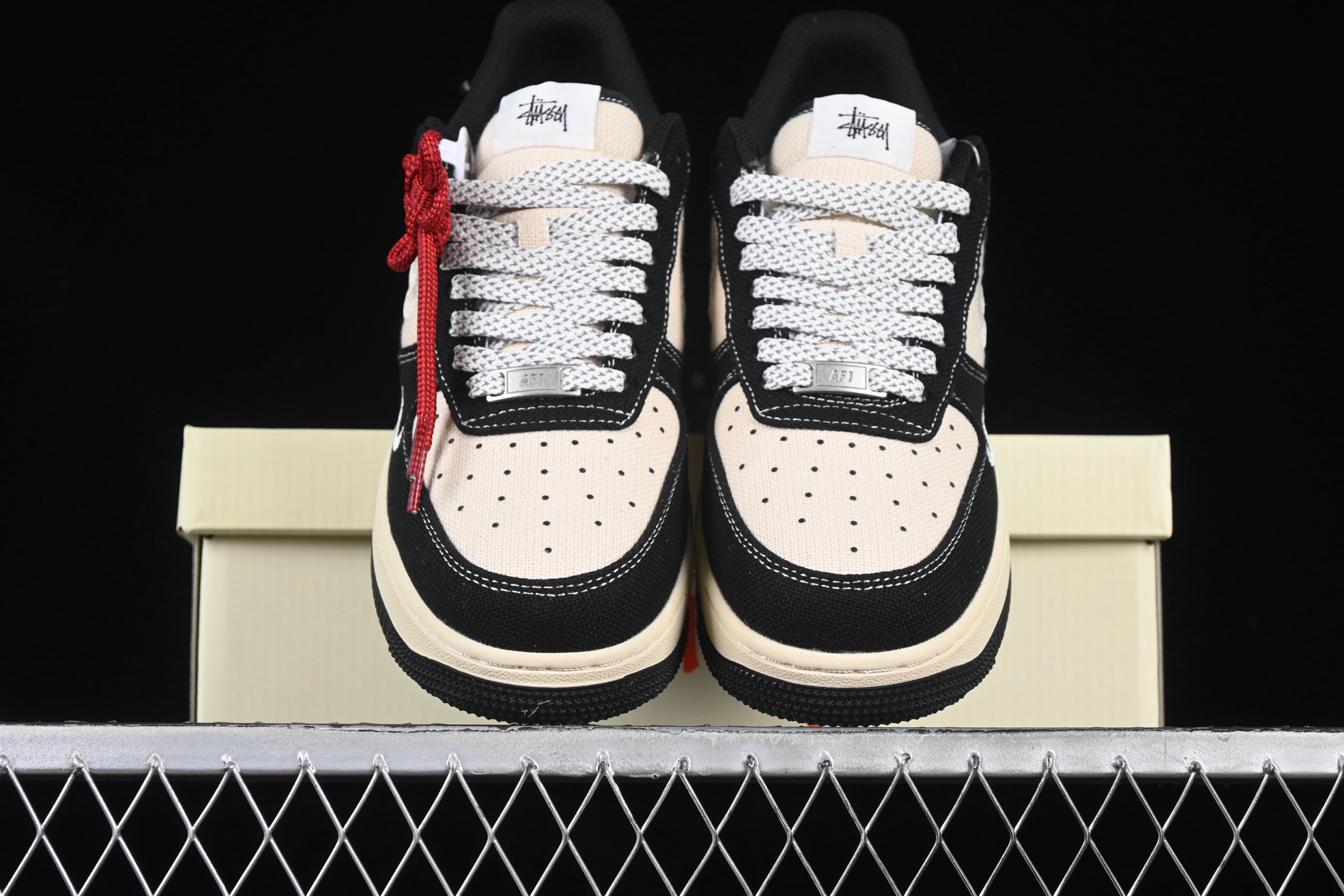 Nike Air Force 1 Low x Stussy Beige Black
