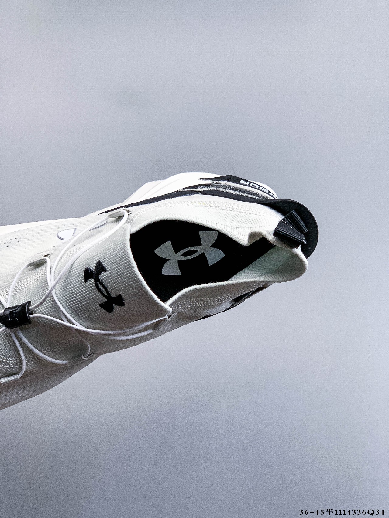 Under Armour Breathable Hiking Runner Shoes White/Black
