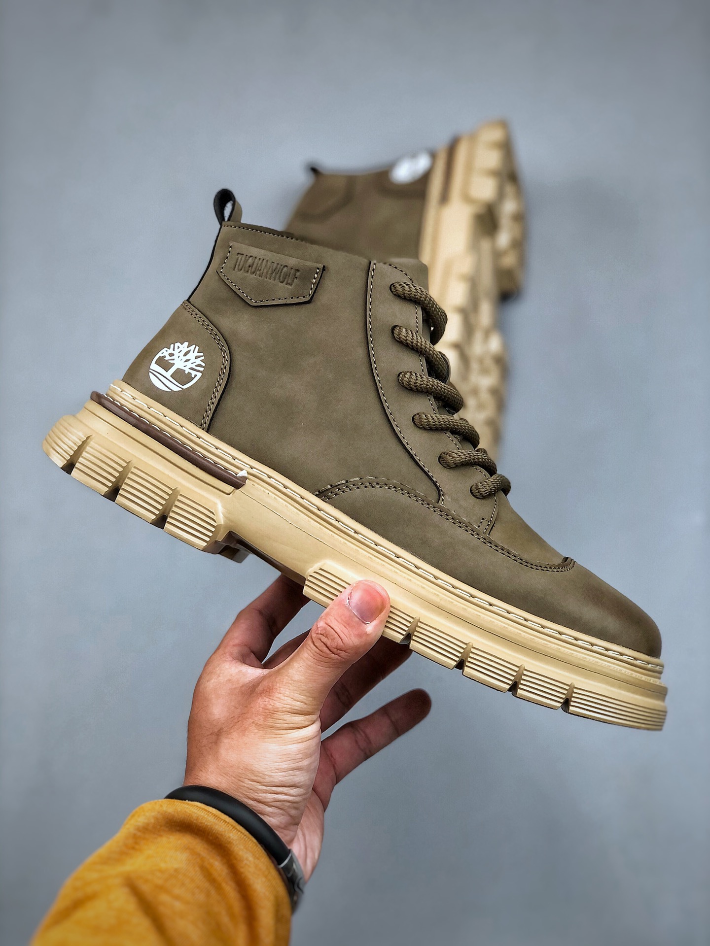 Undefeated x Timberland Rugged Zip Boots Olive