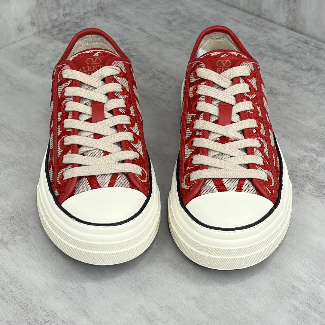 Valentino Garavani TotaloopV Low-Top Sneakers Red