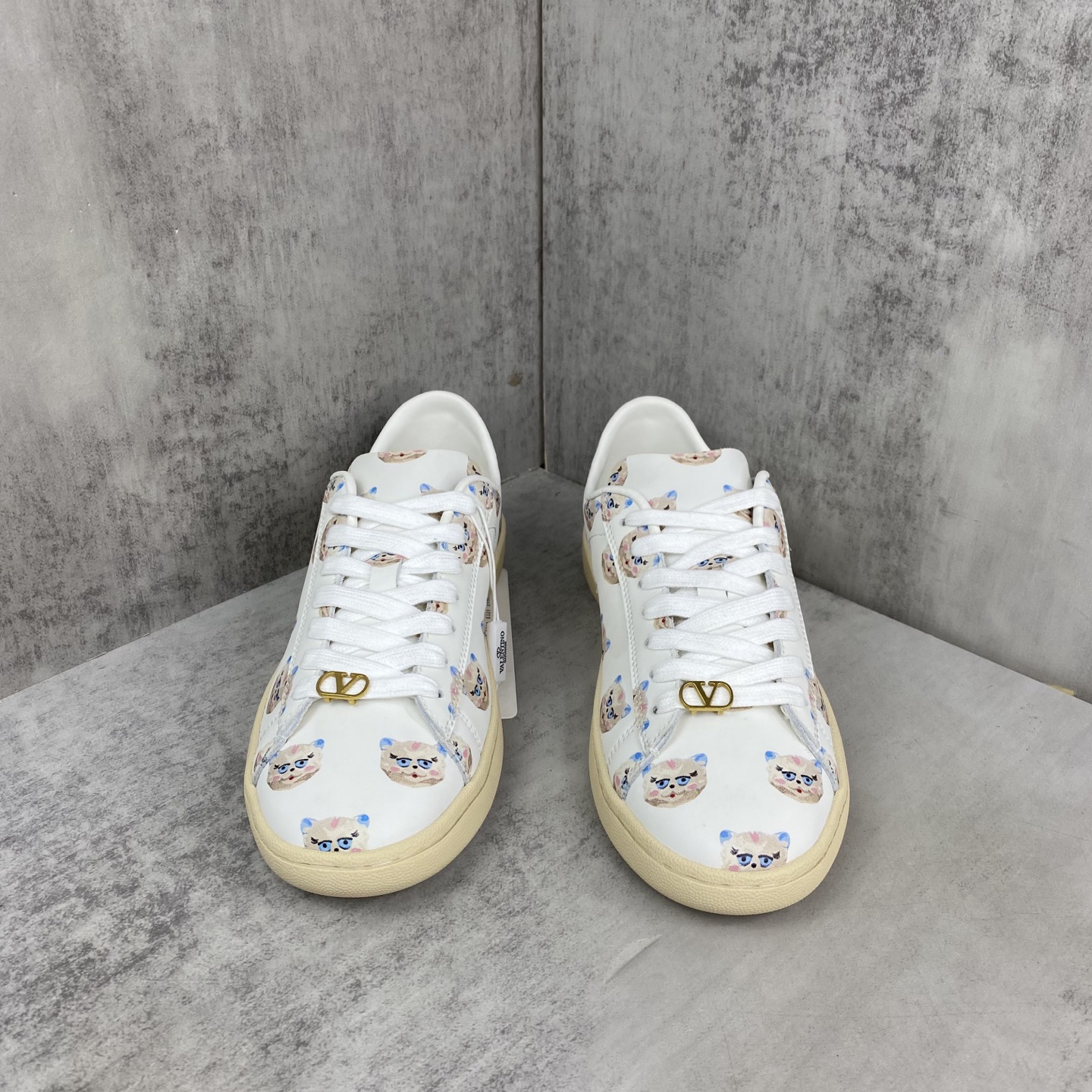 Valentino Low-Top Cat Print Sneakers White