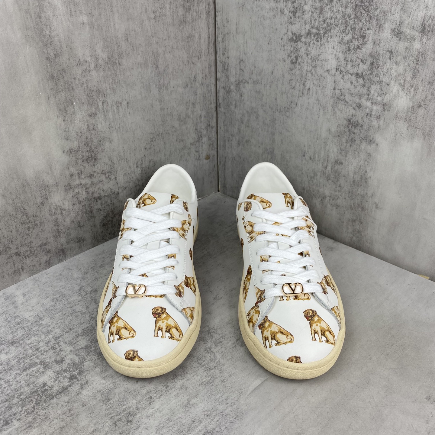 Valentino Dog Print Low-Top Sneakers White