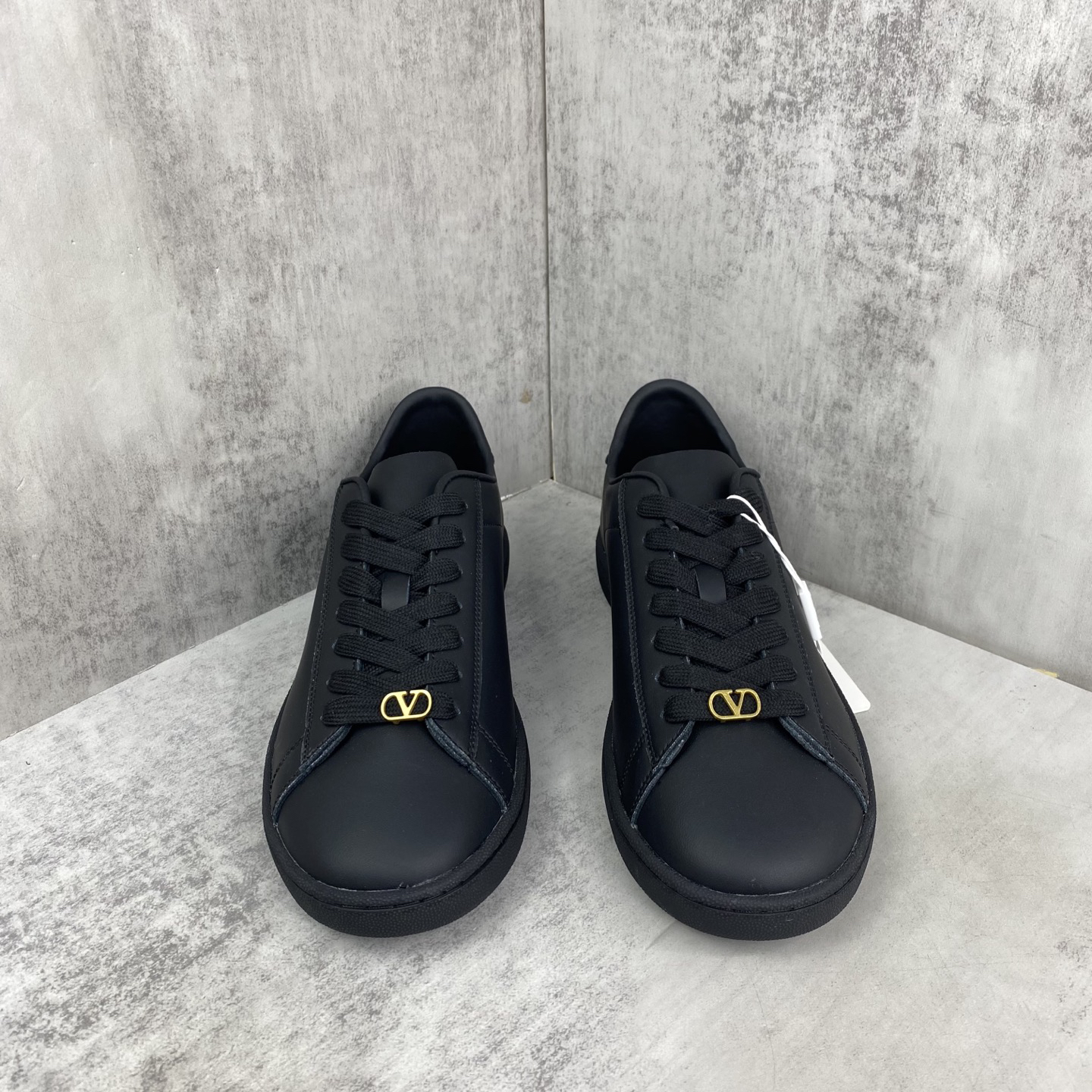 Valentino Low-Top Leather Sneakers Black