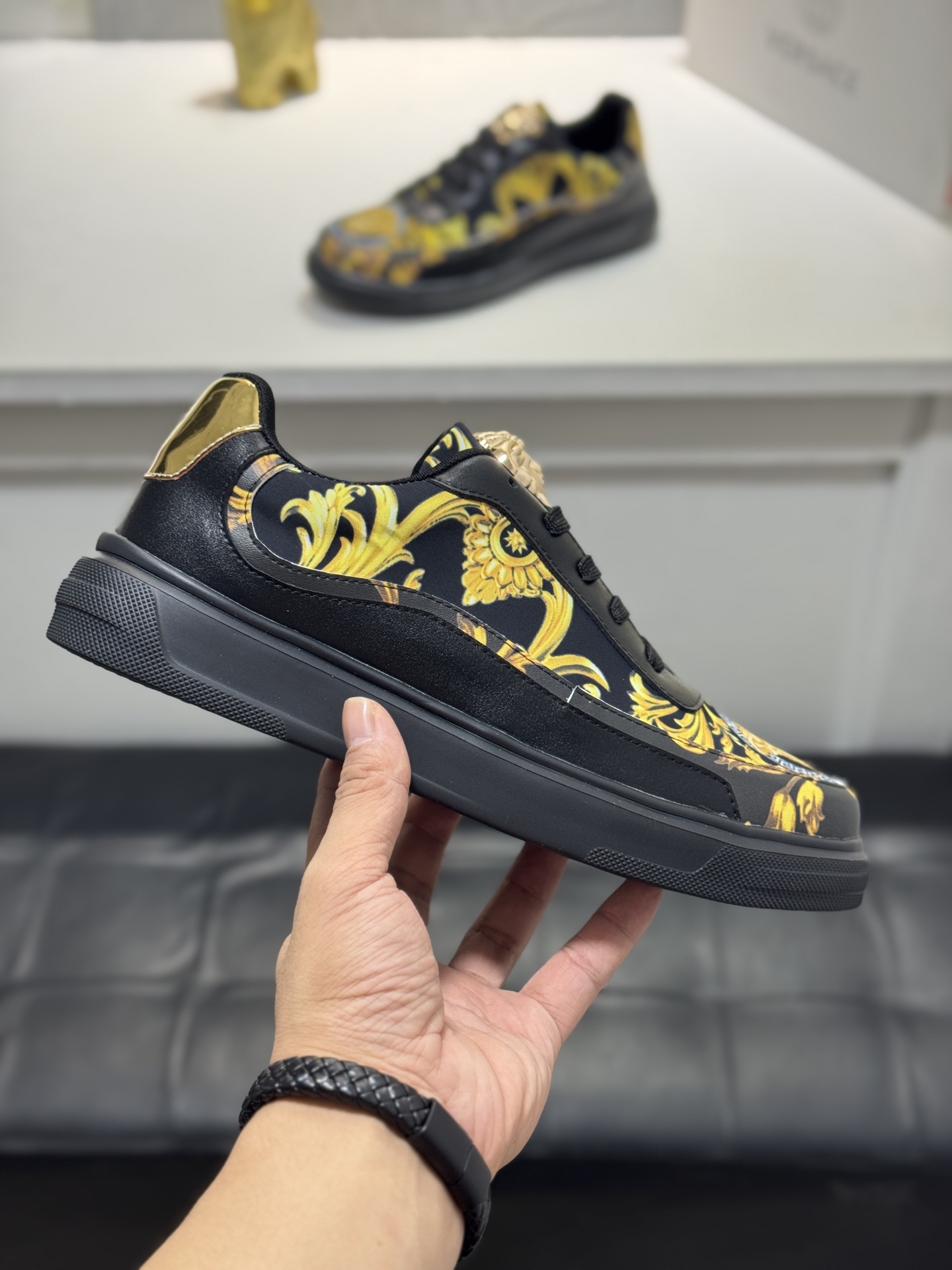 Versace Baroque Leather Sneakers Black/Gold