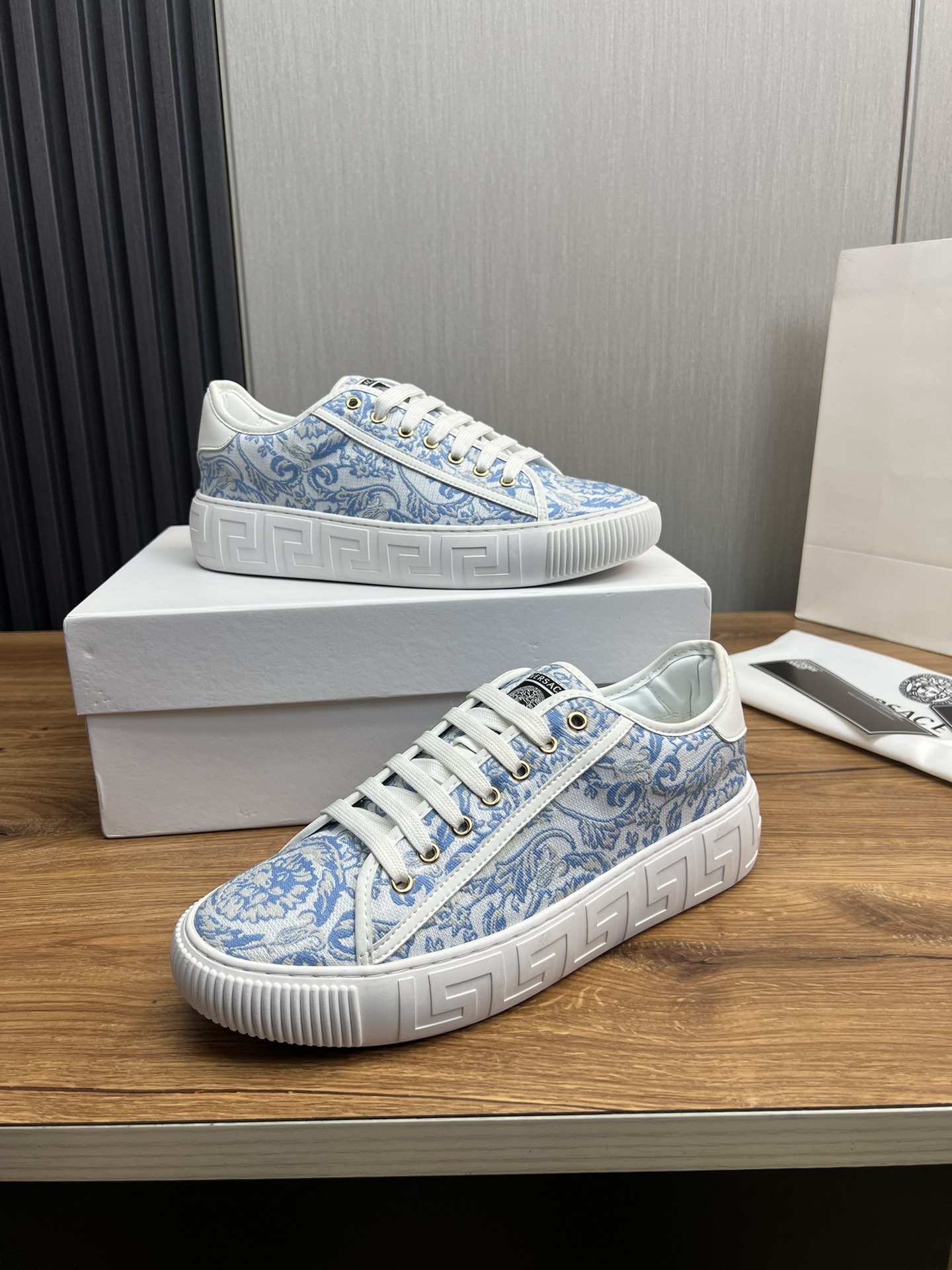Versace Baroque Low-Top Sneakers Blue/White