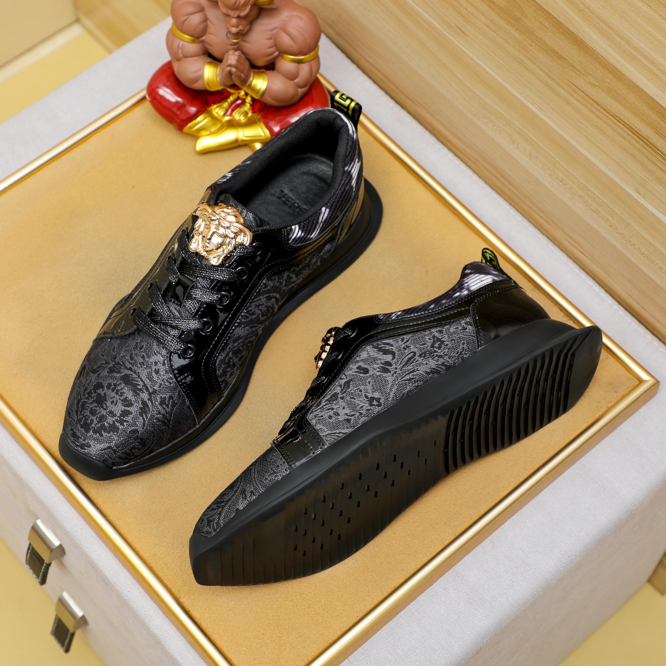 Versace Medusa Low-Top Sneakers Black