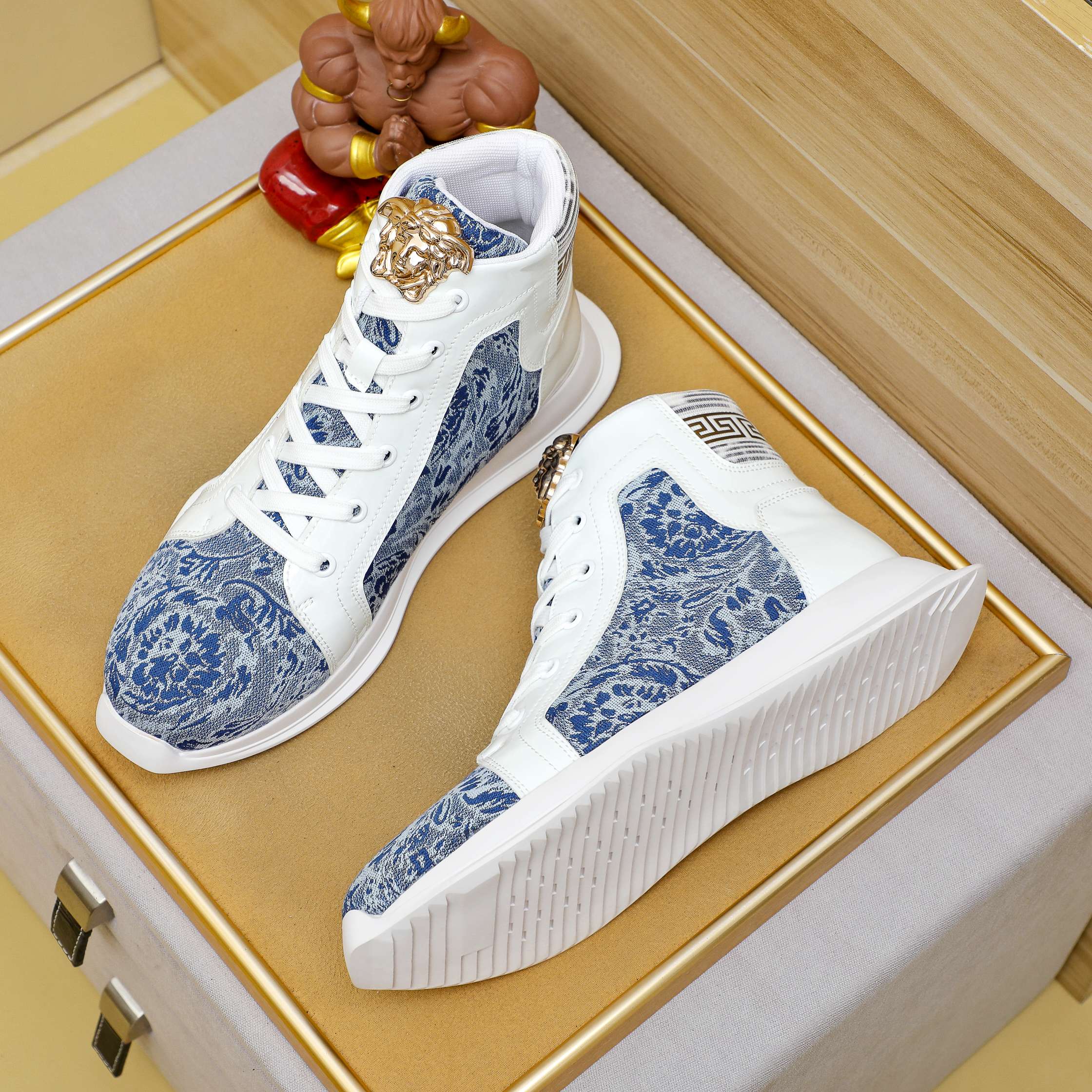 Versace Medusa High-Top Sneakers Blue/White