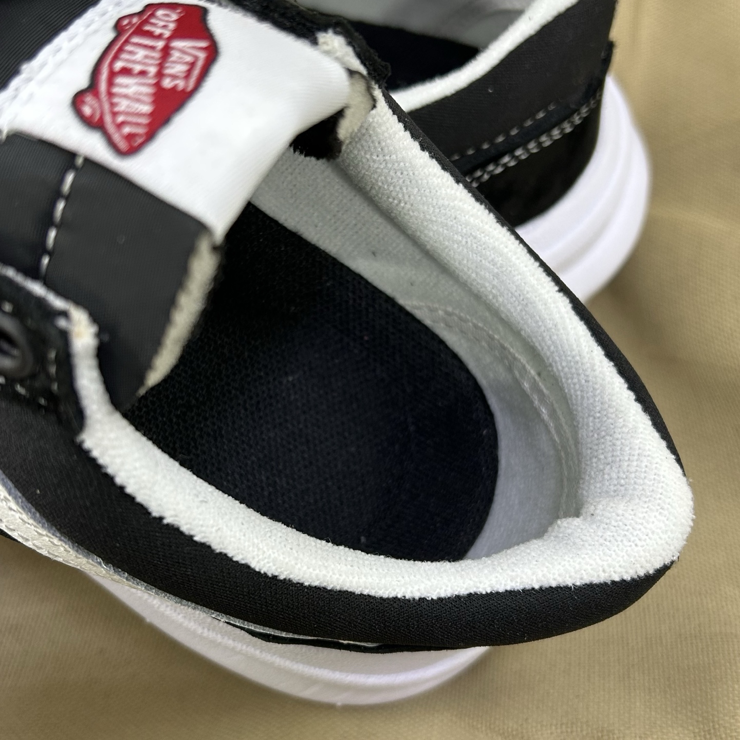 Vans Old Skool Overt ComfyCush Low-Top Skate Shoes Black/White