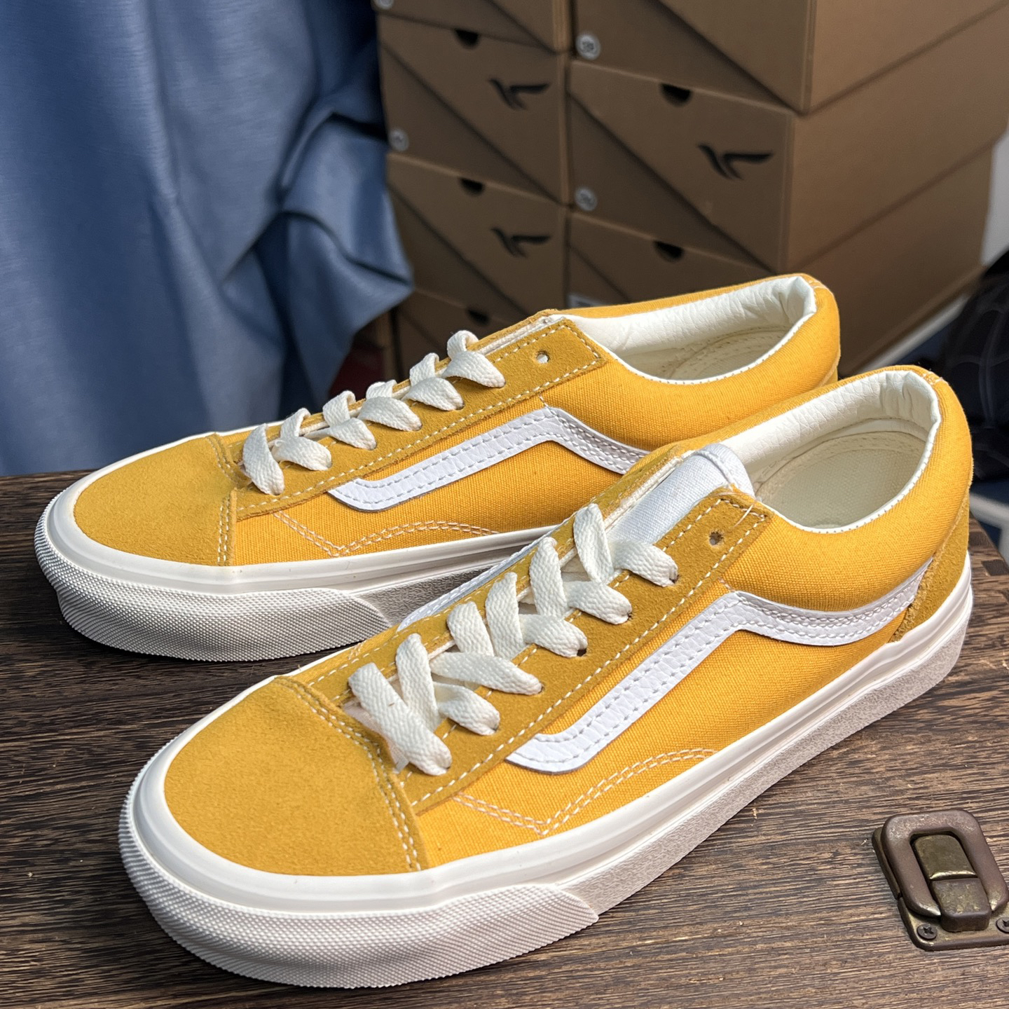 Vans Old Skool 36 Low-Top Sneakers Yellow