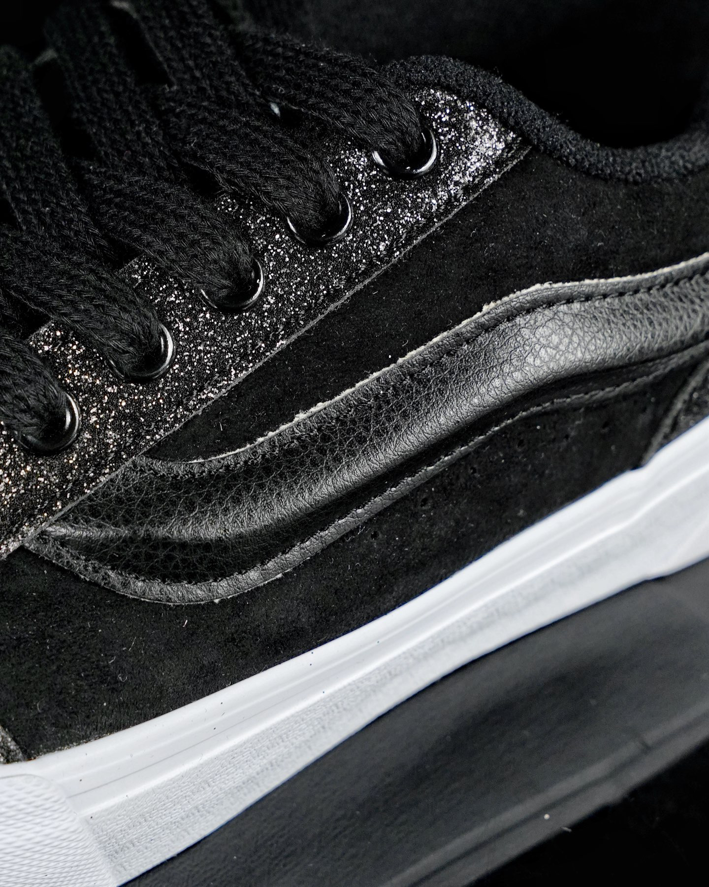 Vans Knu Skool Suede Skate Shoes Black