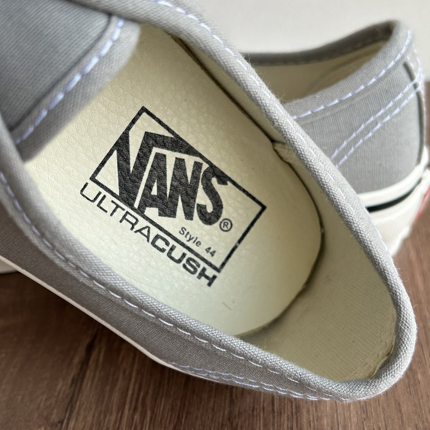 Vans Authentic 44 DX Low-Top Skate Shoes Fog Gray