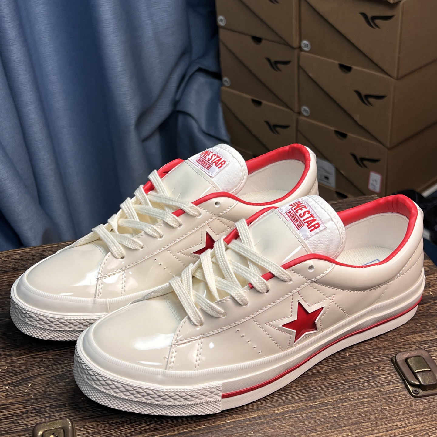 Converse One Star Patent Leather Low-Top White/Red