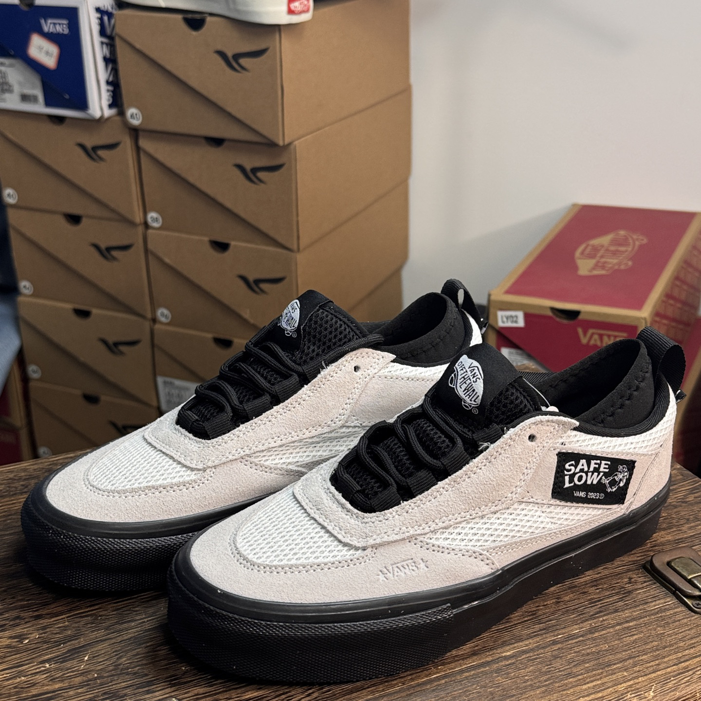 Vans Atiba Jefferson Skate Safe Low Sneakers White/Black