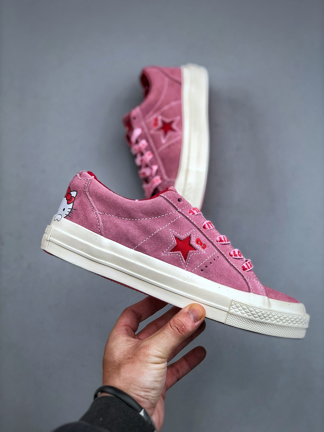 Converse x Hello Kitty One Star Suede Low Prism Pink
