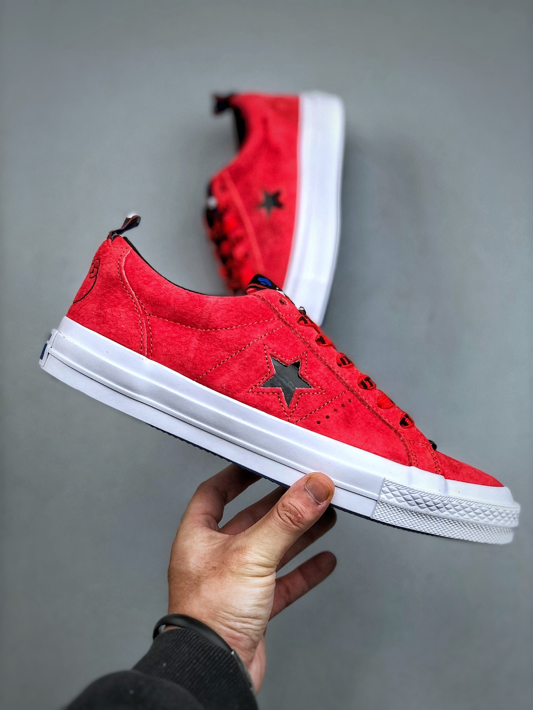 Converse x Hello Kitty One Star Suede Low Prism Pink