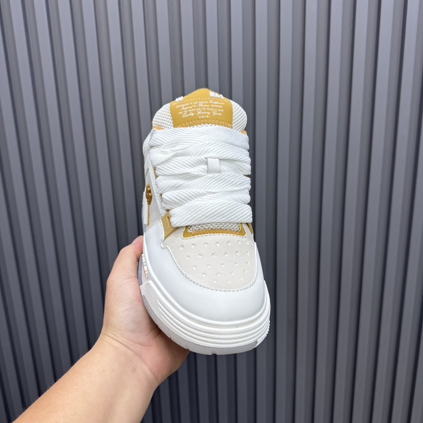 AMIRI Low-Top Sneakers White/Gold