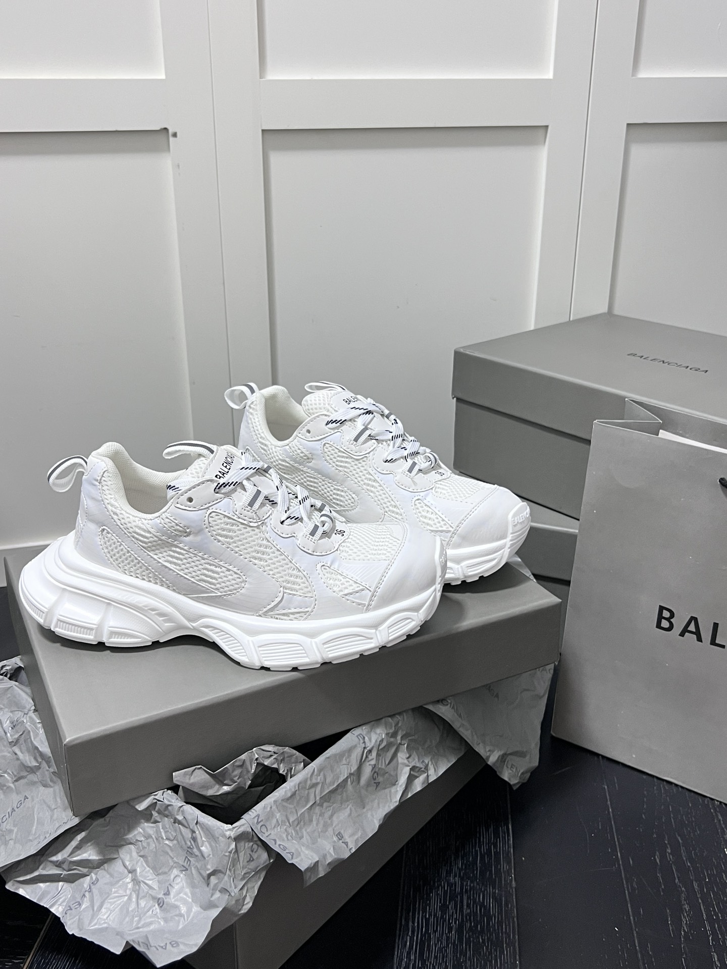 Balenciaga Chunky Sneakers White