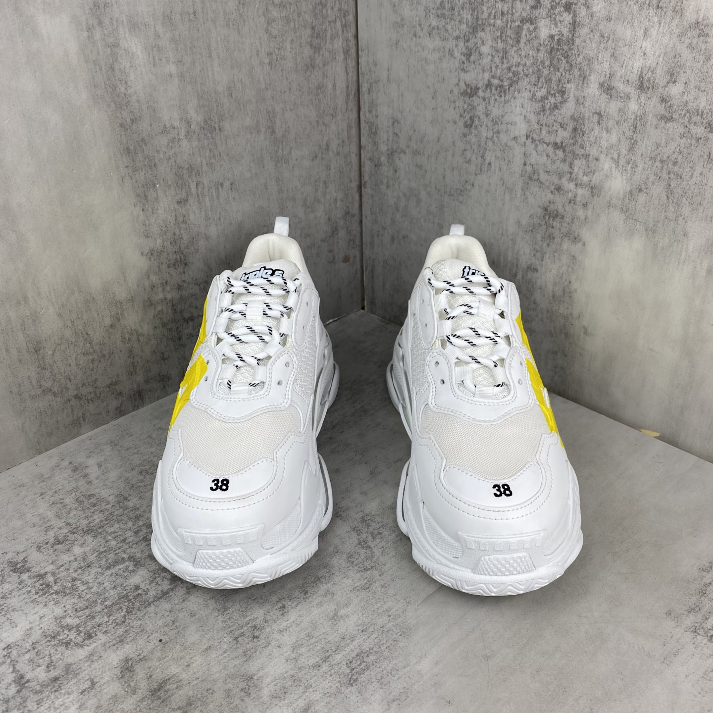 Balenciaga Basketball Zip Sneaker Red