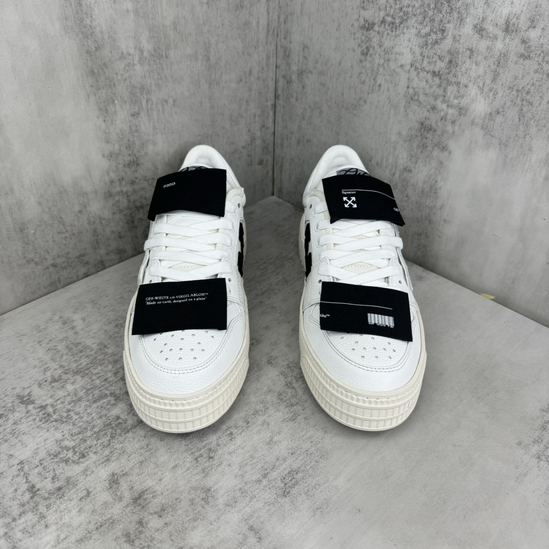 Off-White Low Vulcanized Sneakers White
