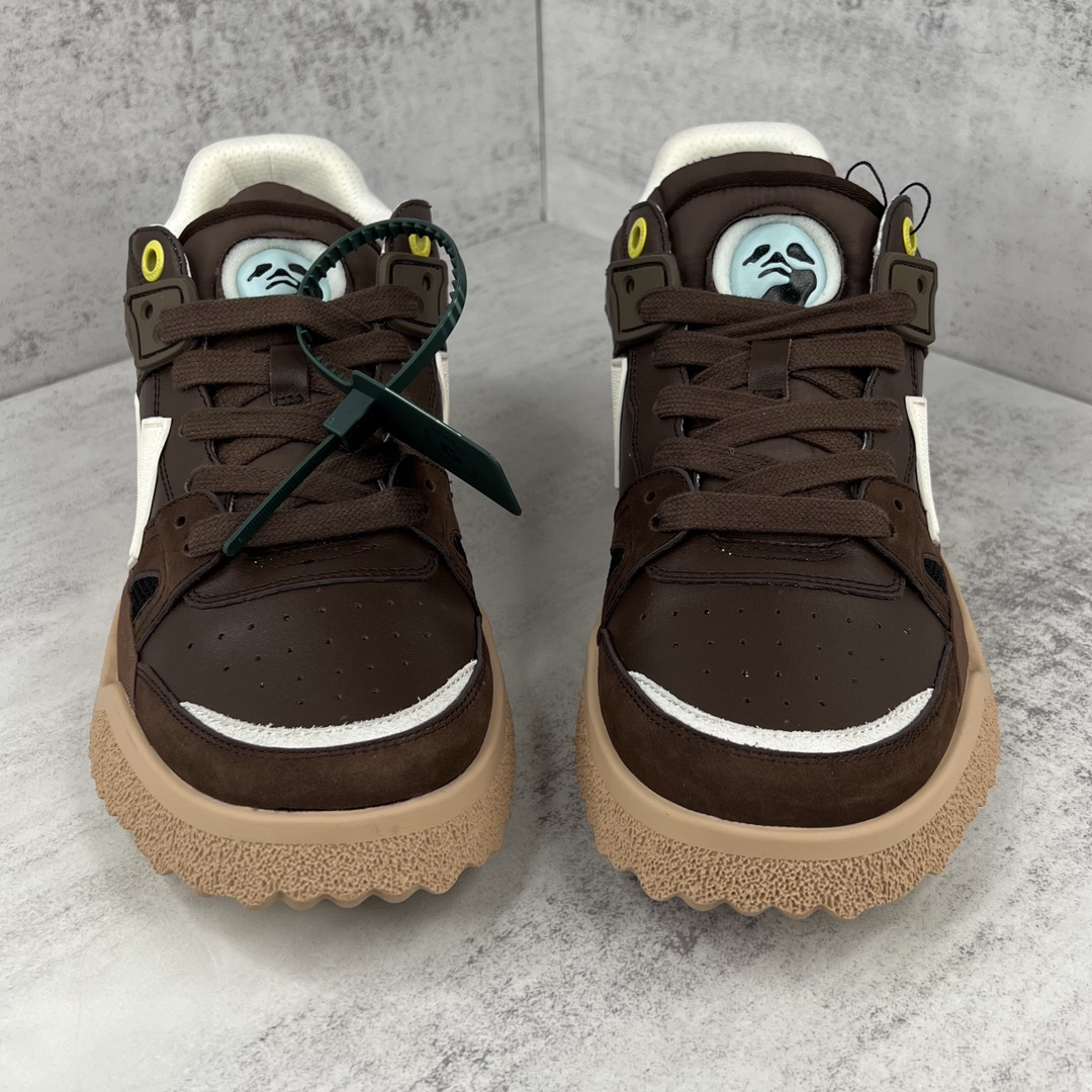 Off-White Arrow Low Sneakers Brown