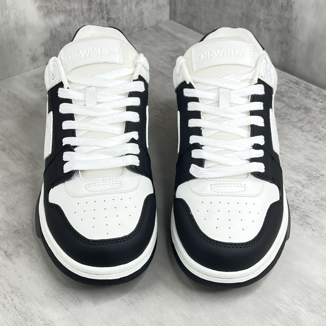 Off-White Low-Top Arrow Sneakers Black/White