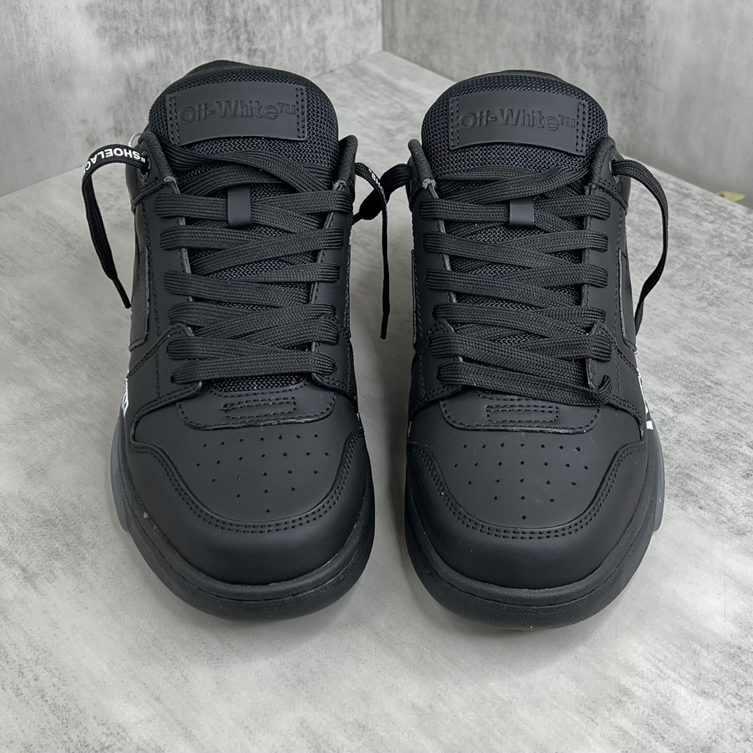 Off-White Low-Top Sneakers Black