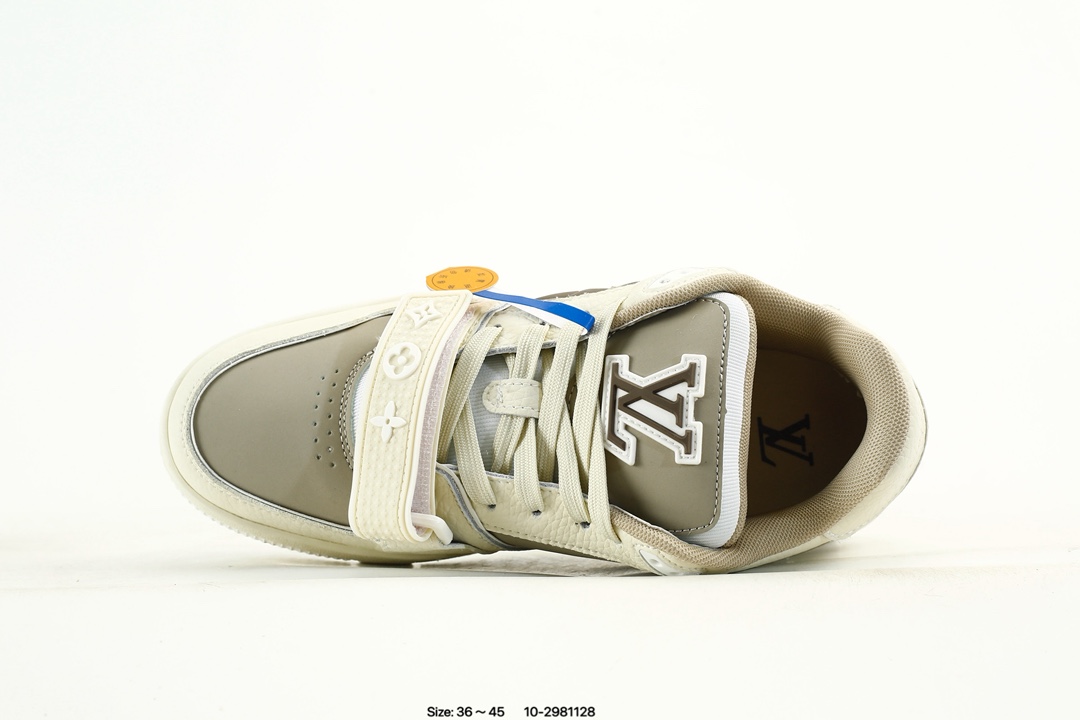 Louis Vuitton Trainer Low Sneaker Beige