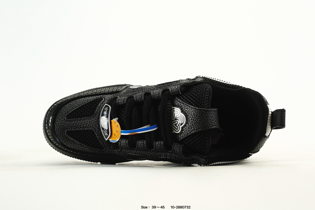 Louis Vuitton Trainer Low Sneakers Black