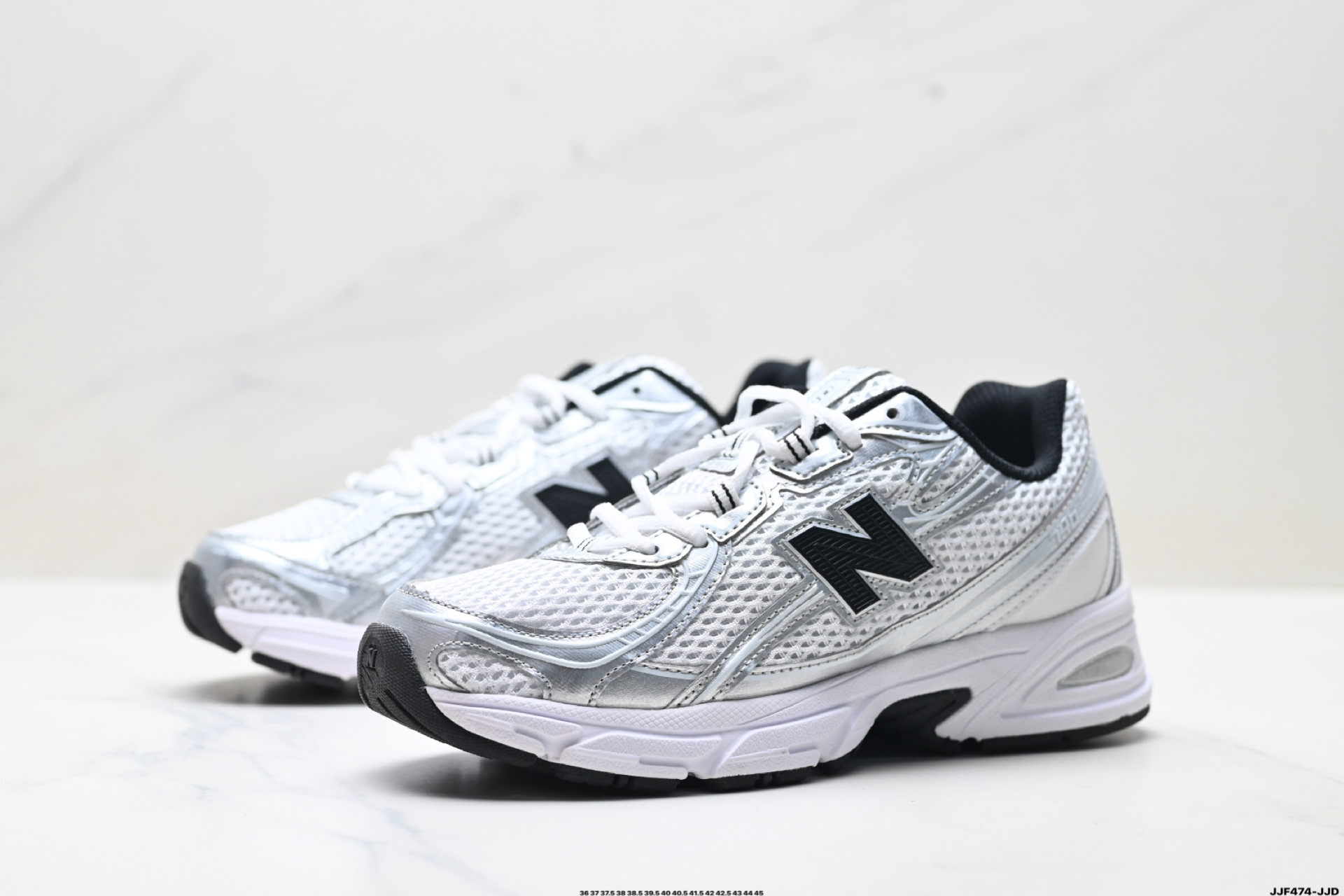 New Balance 740 Retro Runner Silver