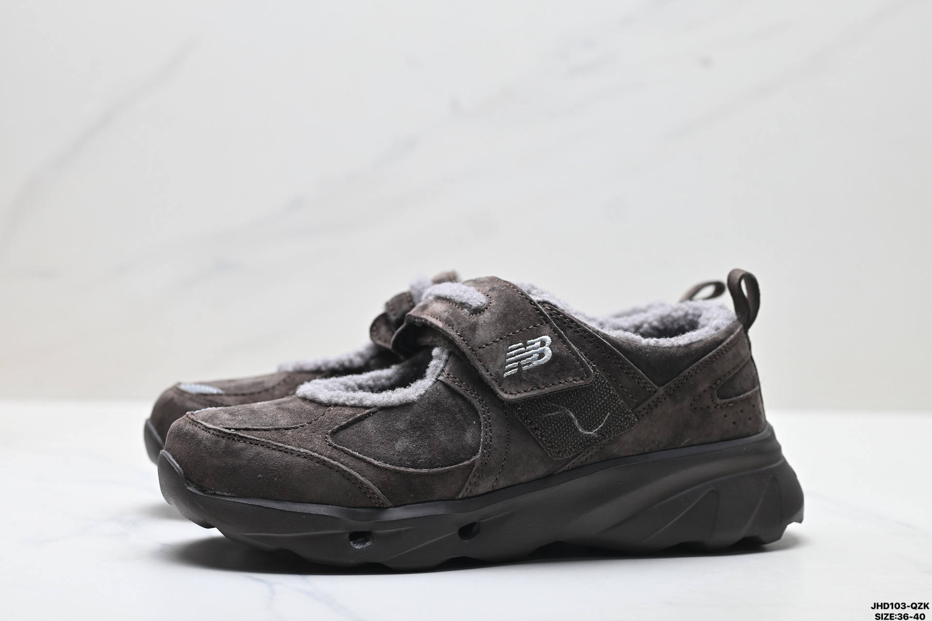 New Balance Mary Jane Platform Black