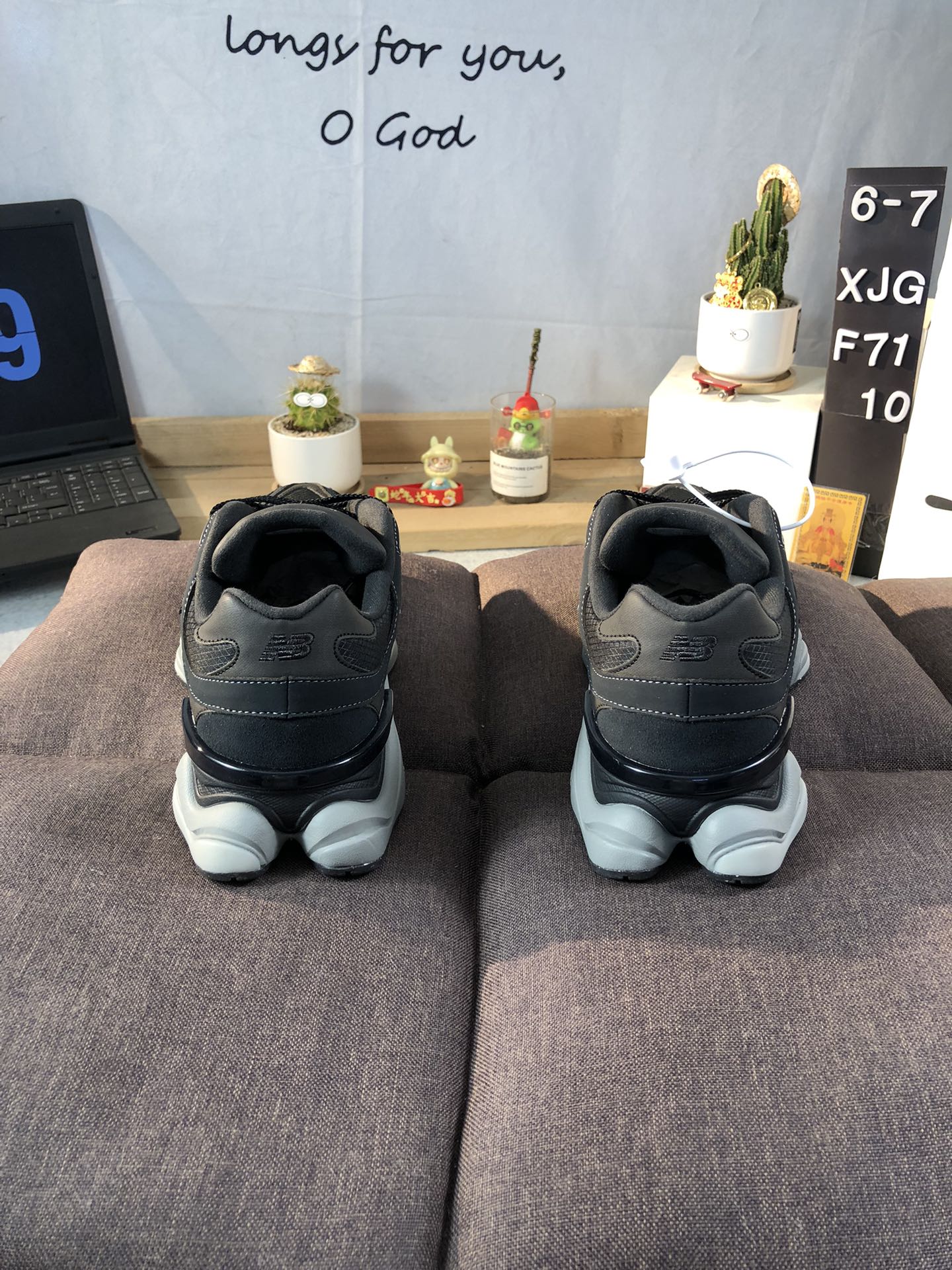 New Balance 9060 Retro Runner Black/Grey