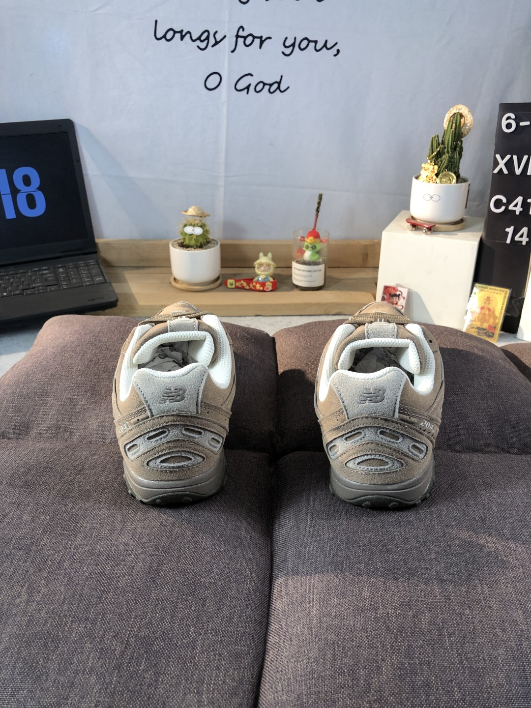 New Balance 204 Dad Sneakers Grey