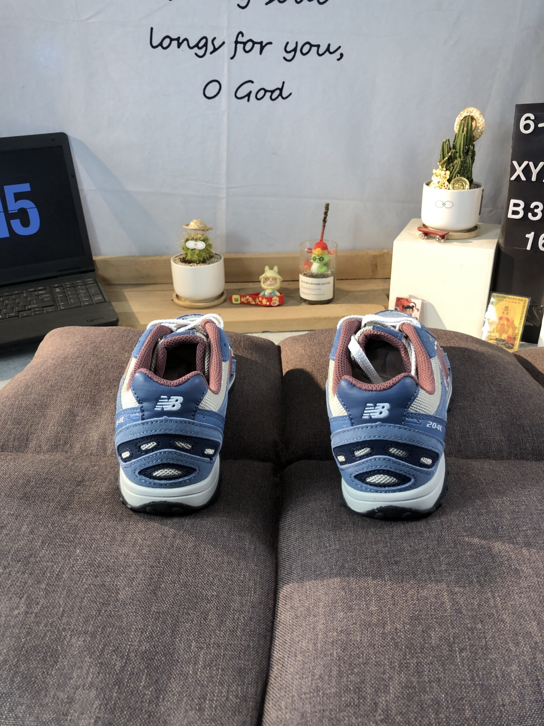 New Balance 204L Low-Top Sneakers Blue