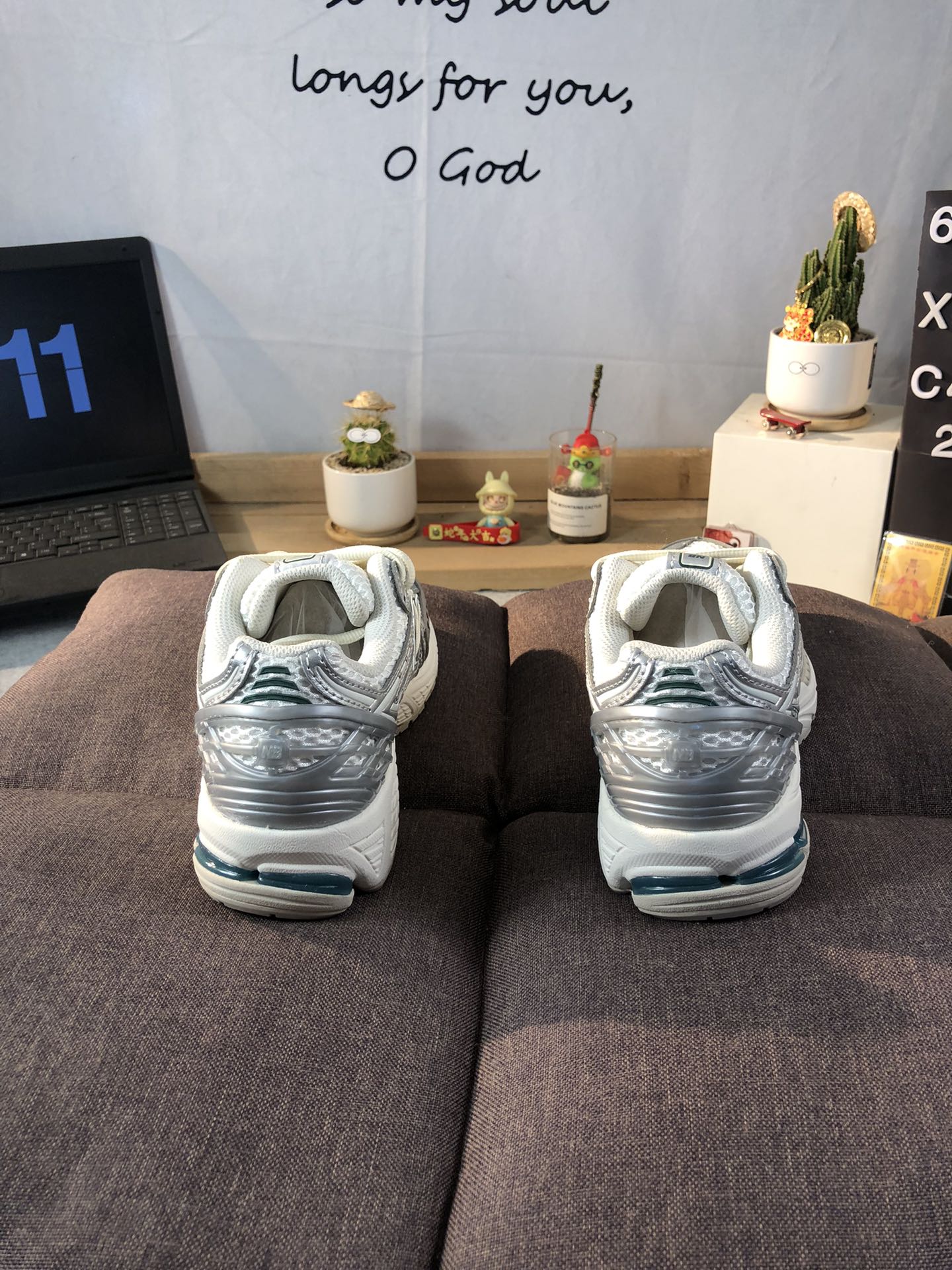 New Balance 1906R Retro Runner Silver