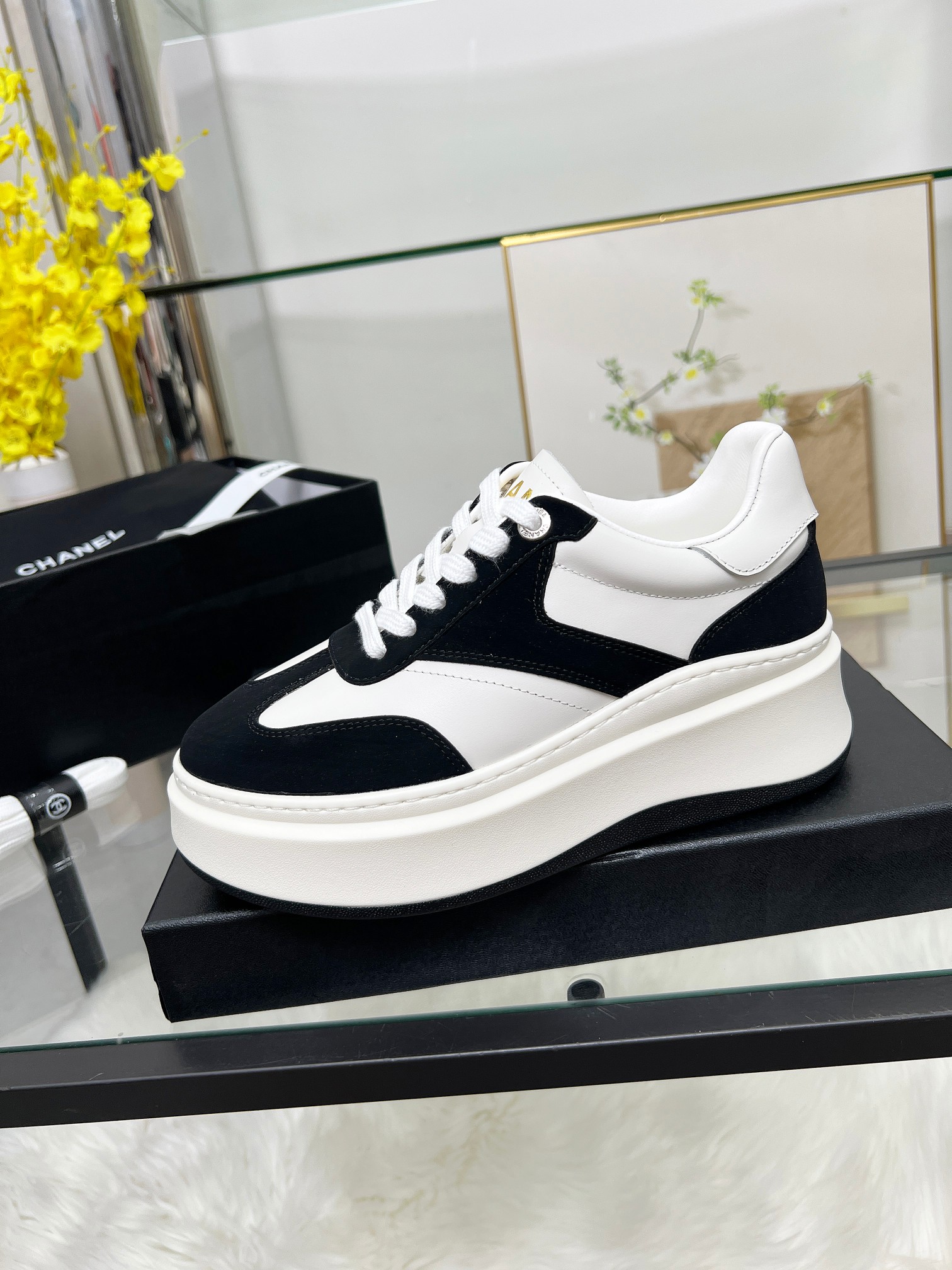 Chanel 25C Platform Sneakers Black/White