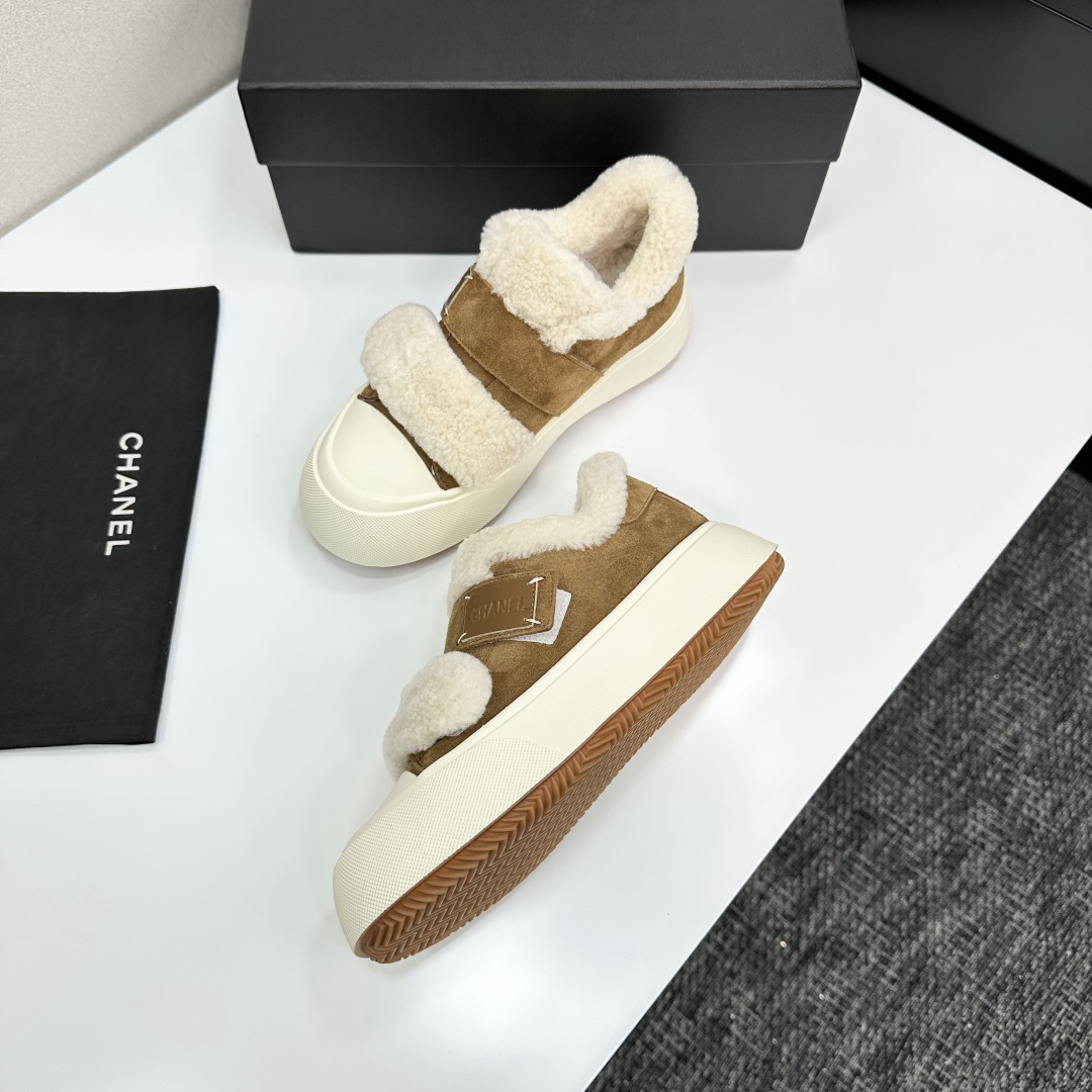 Chanel Shearling-Trim Slip-On Sneakers Brown/White
