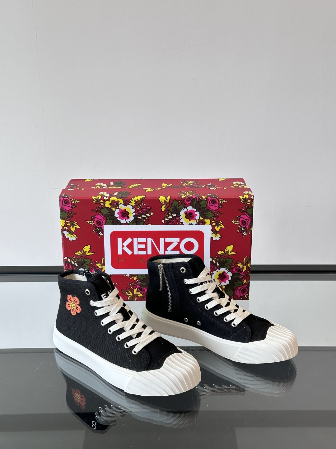 Kenzo Tiger Canvas High-Tops Black