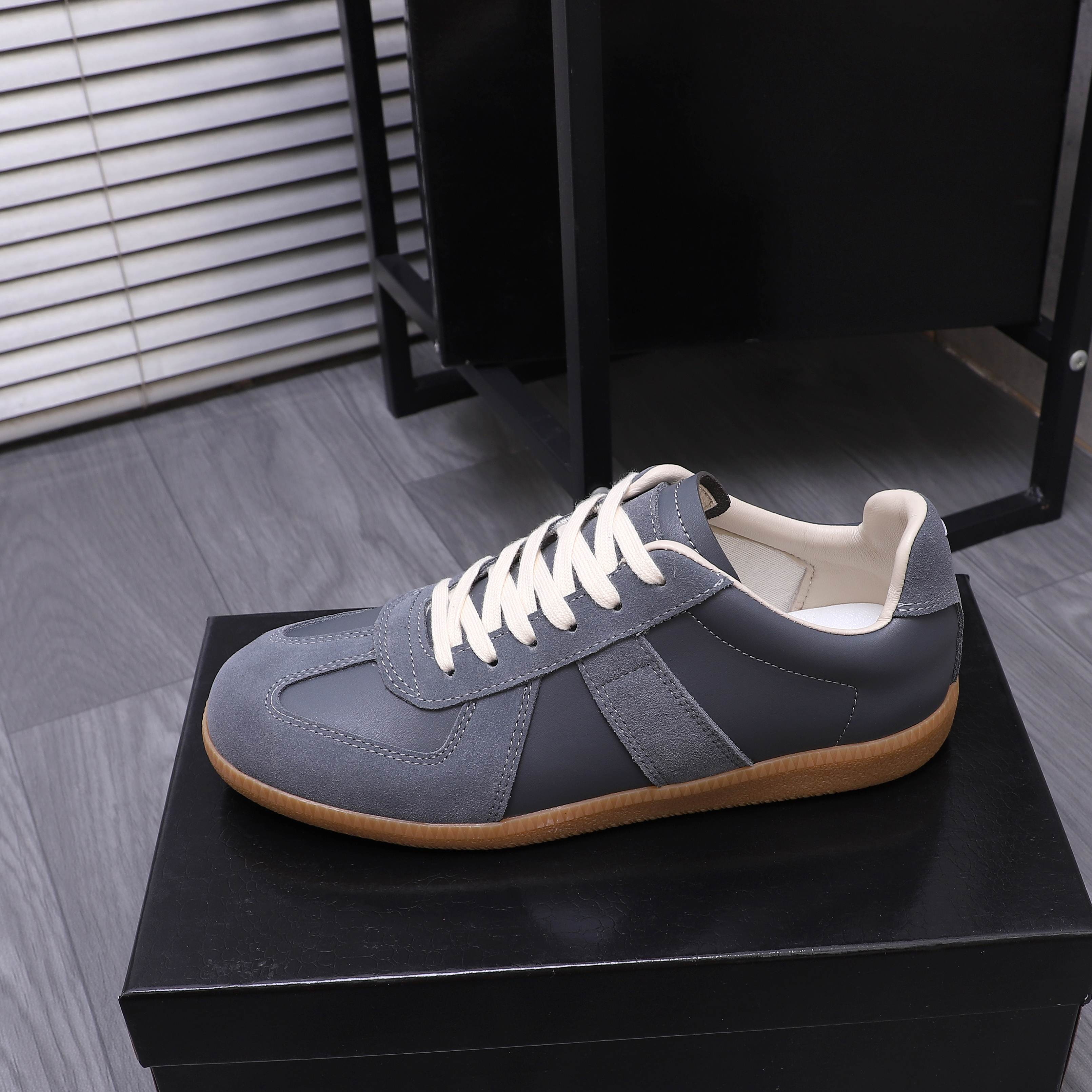 Maison Margiela Leather Sneakers Gray