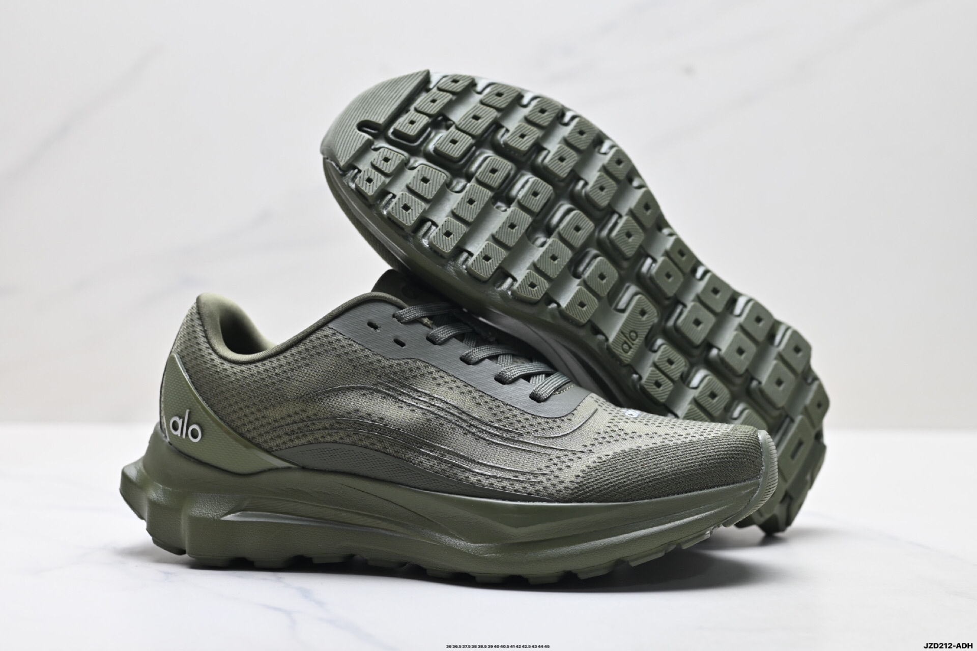 Alo Yoga Alo Runner Mesh Sneakers Olive Green