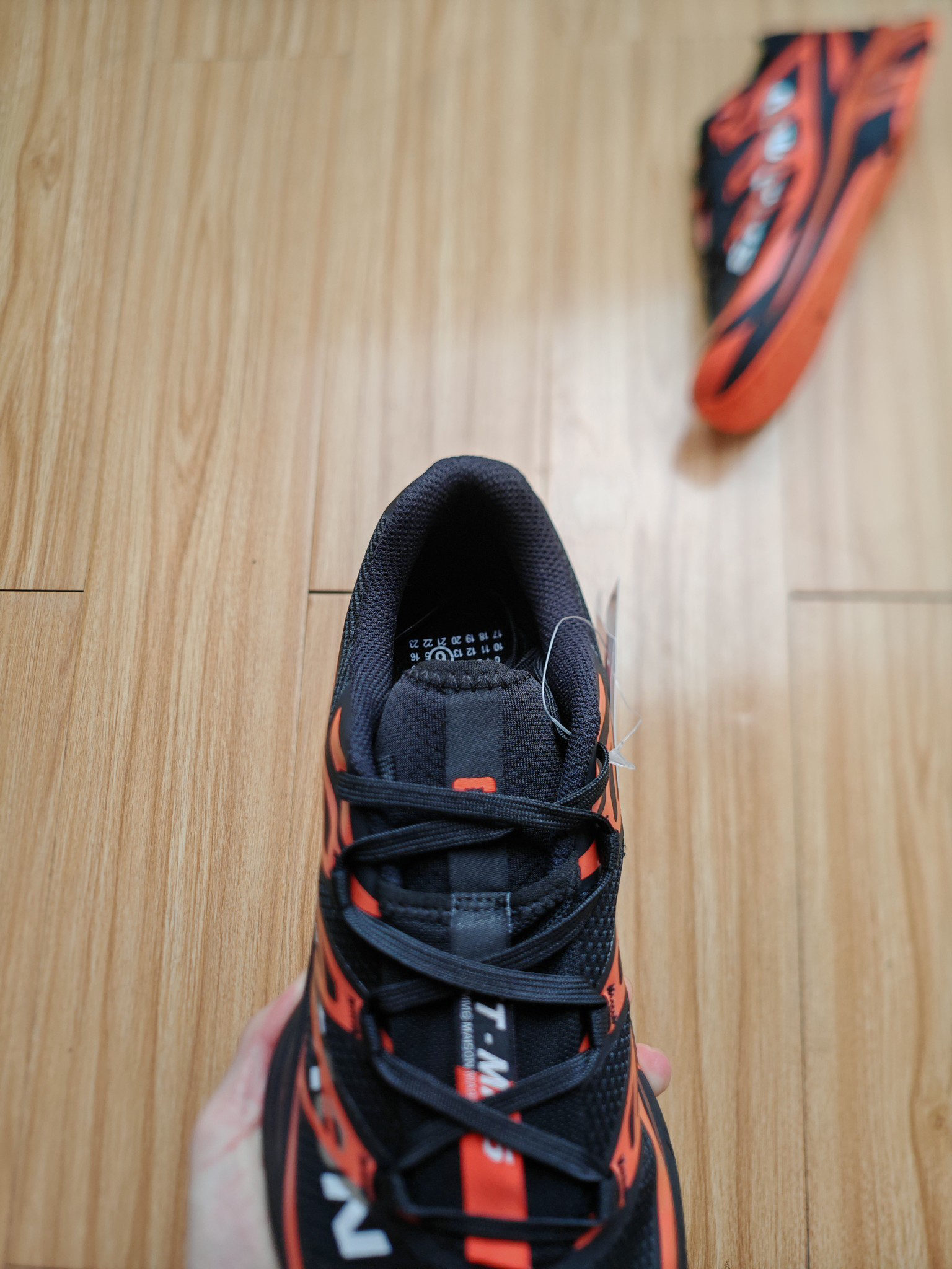 MM6 x Sctur 2 Trail Runner Black/Red