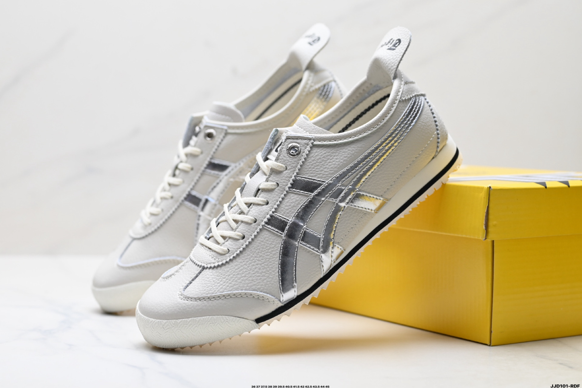 Onitsuka Tiger Mexico 66 Deluxe Nippon Made Sneakers Silver