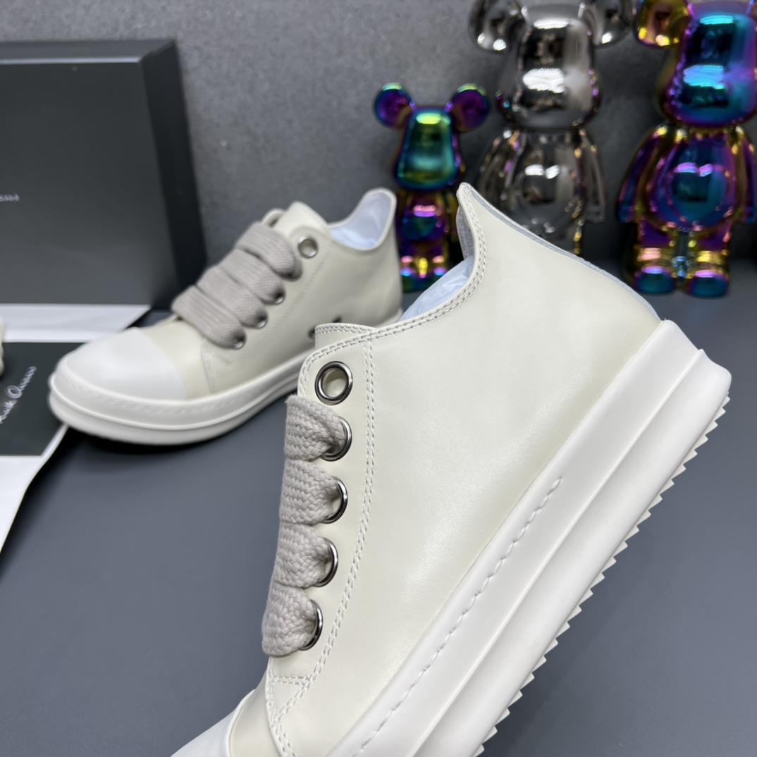 Rick Owens Minimal Low-Top Sneakers Beige