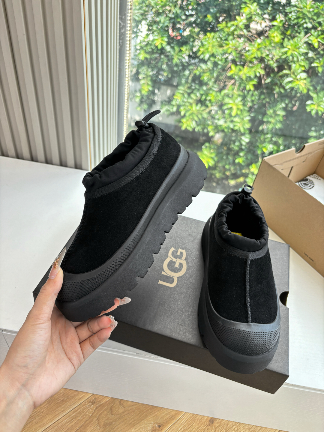 UGG Platform Suede Wool Slippers Black