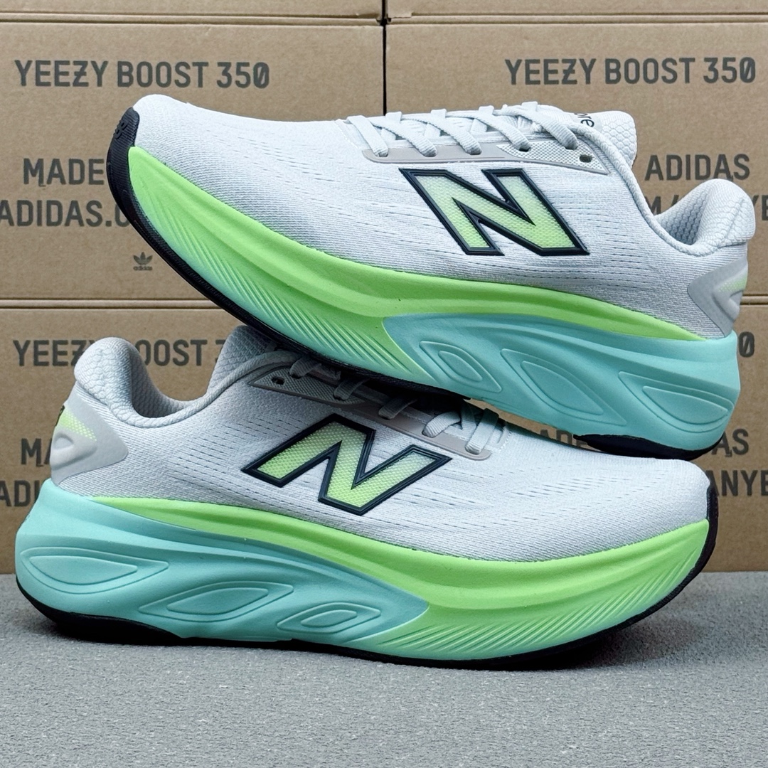 New Balance Fresh Foam Runner Shoes White/Green